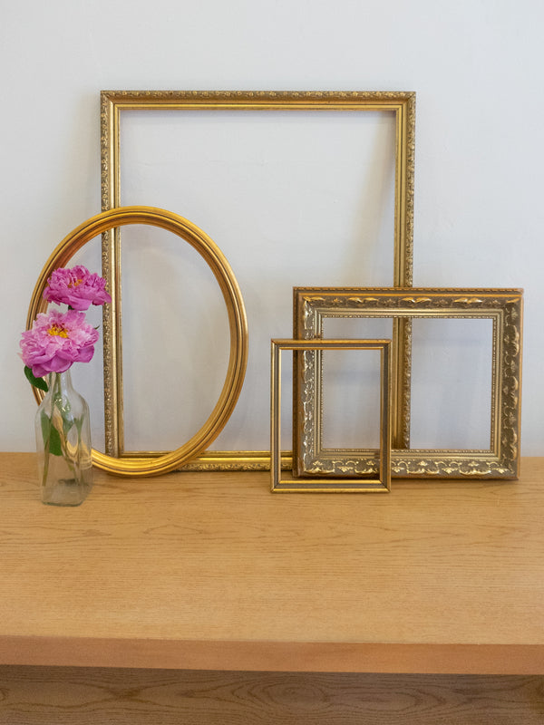 Vintage Frames Gallery